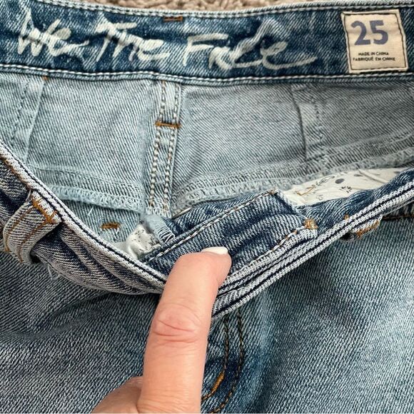 NWT Free People We The Free Avery Bermuda Denim Jean Short Size 25 Pacific Blue - Picture 9 of 13